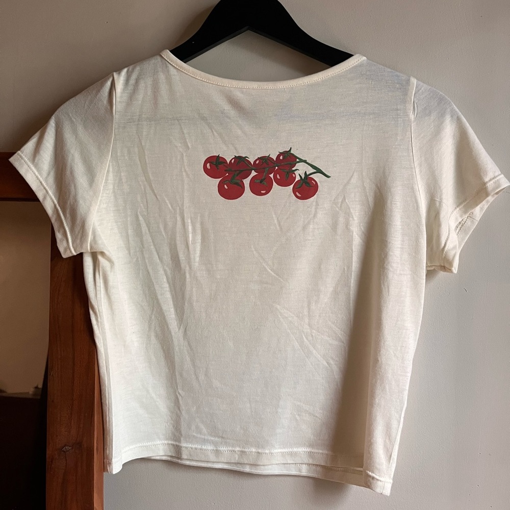 Lisa Says Gah Tomato Tee